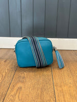 Load image into Gallery viewer, Leather Camera Bag &amp; Strap
