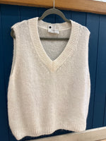 Load image into Gallery viewer, Mohair V Neck Vest
