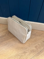 Load image into Gallery viewer, Leather Double Zip Camera Bag
