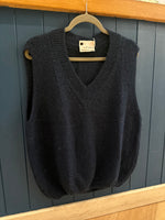 Load image into Gallery viewer, Mohair V Neck Vest
