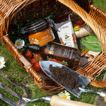 Load image into Gallery viewer, RHS Gift Tin Set - Tomato Leaf
