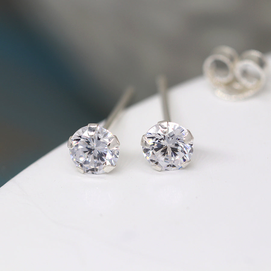 Silver Studs - Round Crystal