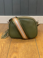 Load image into Gallery viewer, Leather Triple Zip Camera Bag
