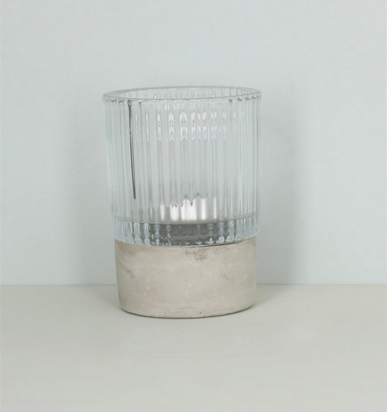 GG Ribbed T-Light Holder