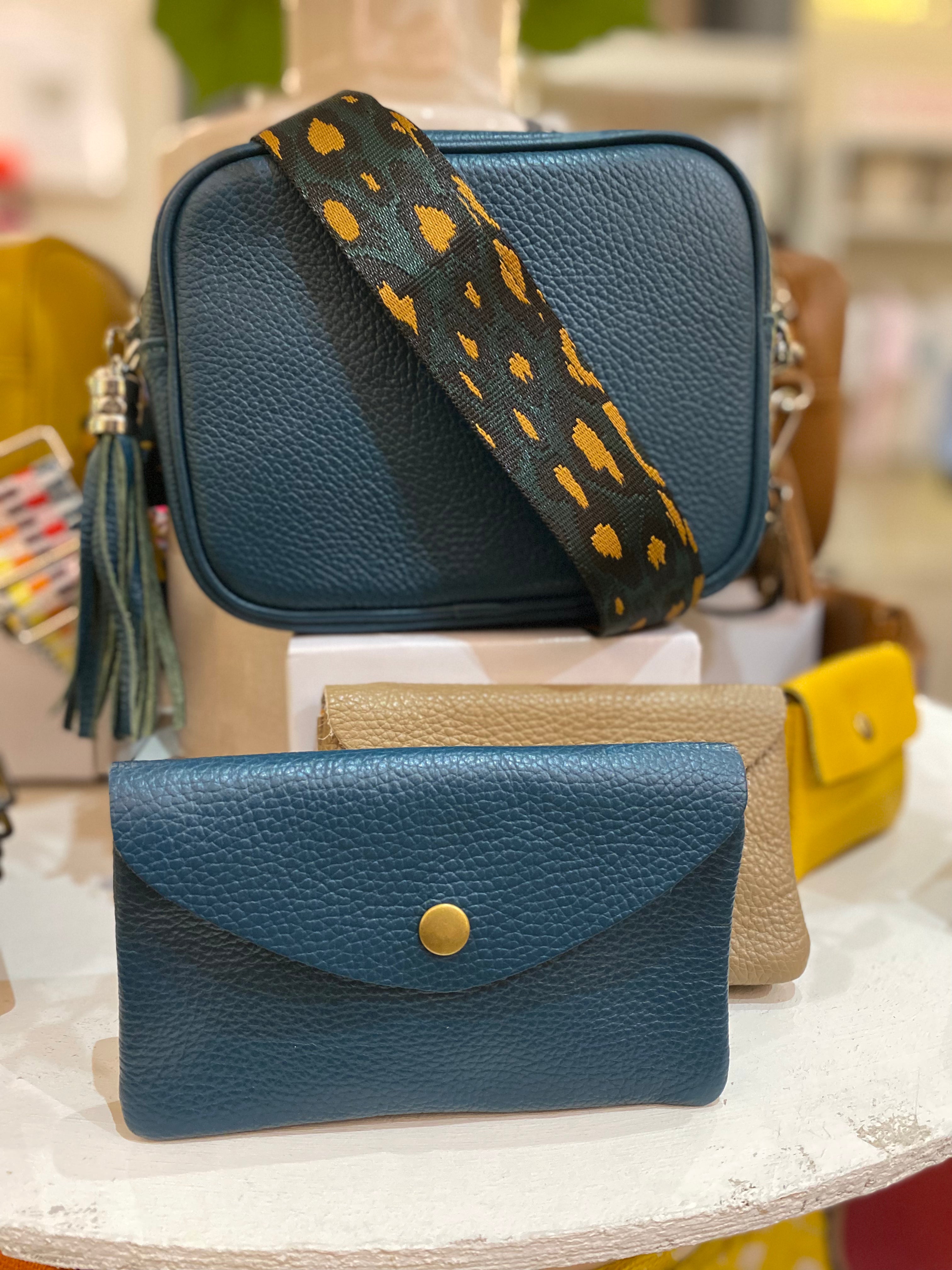 Large leather coin purse discount