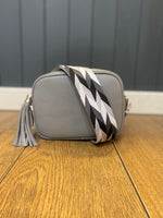 Load image into Gallery viewer, Leather Camera Bag &amp; Strap
